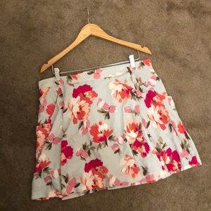 Old Navy pink floral skirt size large